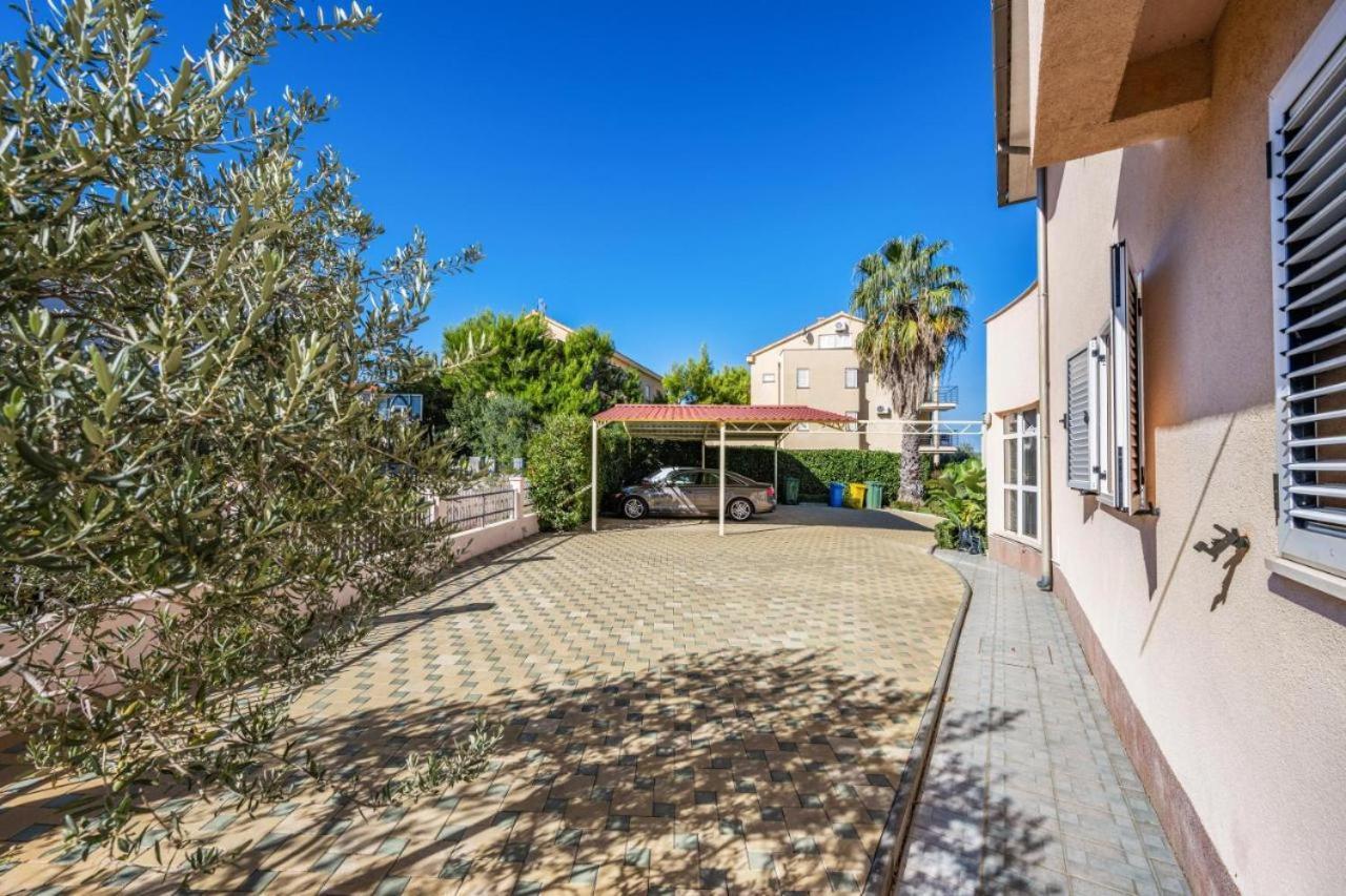 ז'אבוריץ' Villa Australia מראה חיצוני תמונה